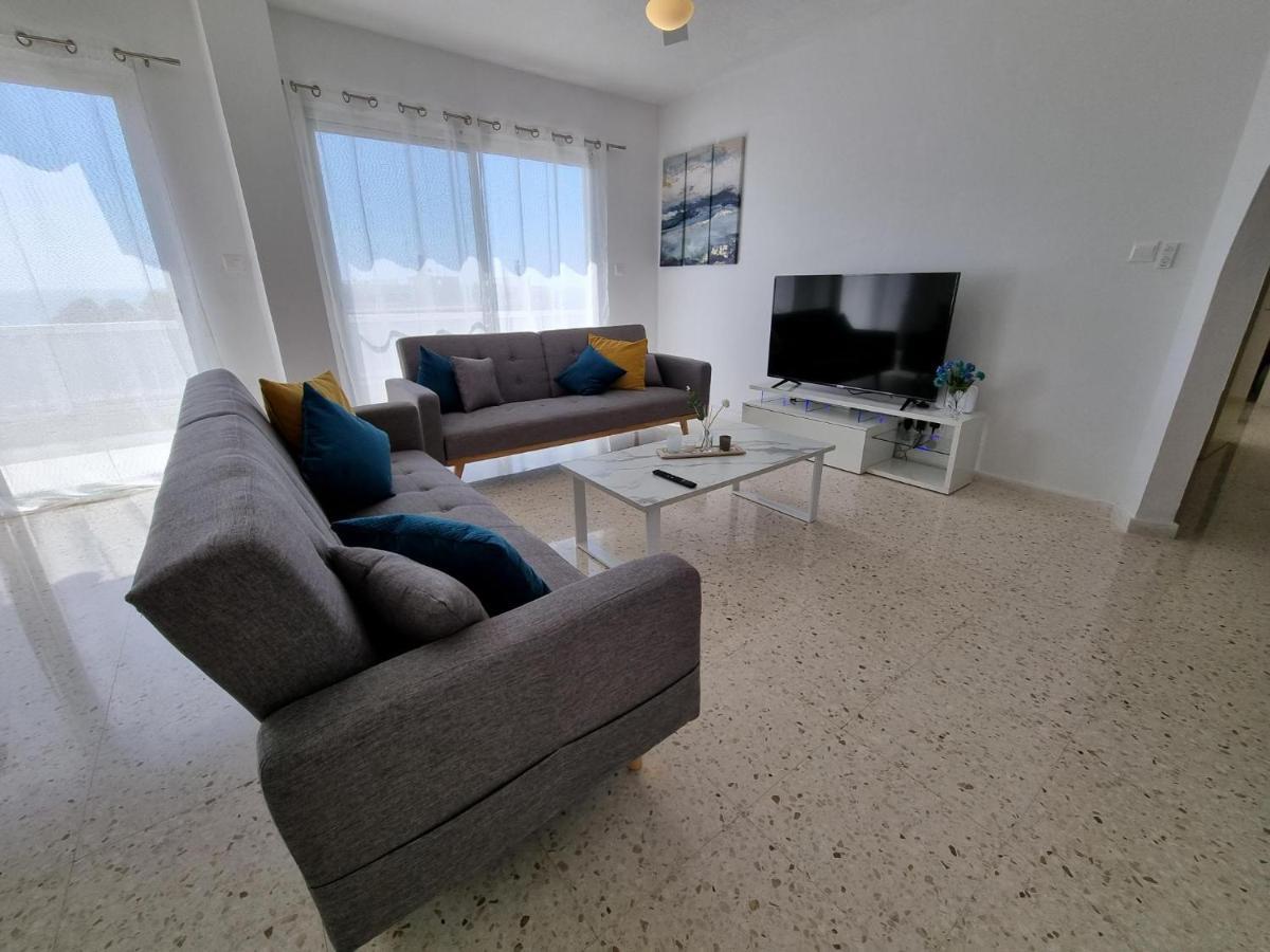 Diamond Sea View Penthouse Appartement Paphos Buitenkant foto